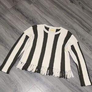 Line + Dot Wide Dk Green & Ivory Fringe Hem Sweater